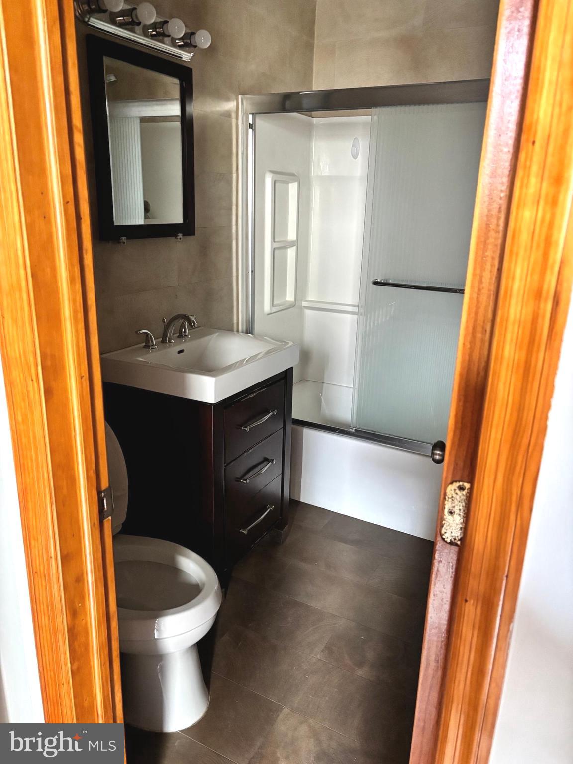 WEST POPLAR - Residential Lease