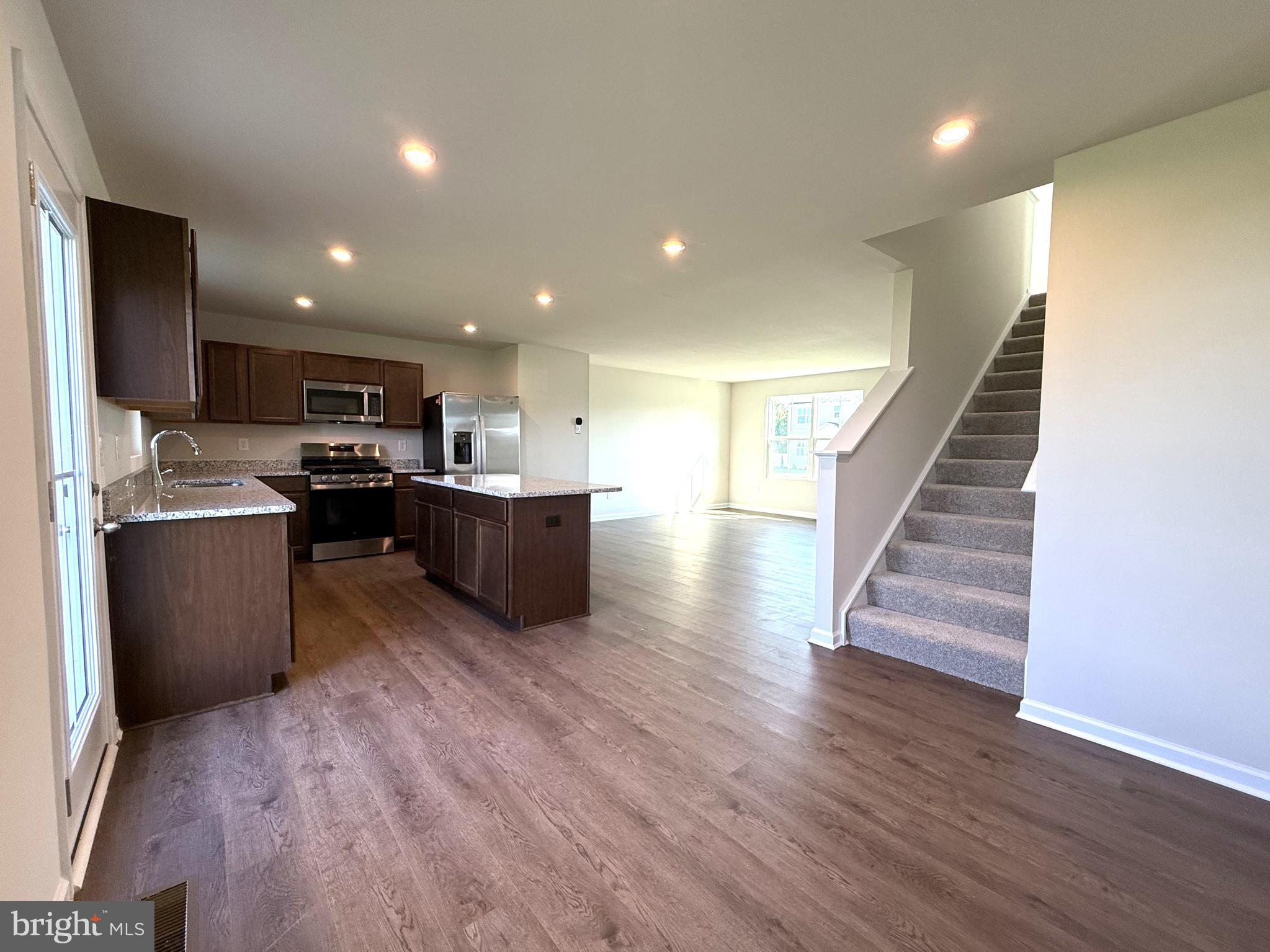 22246 THOMAS JEFFERSON TERRACE