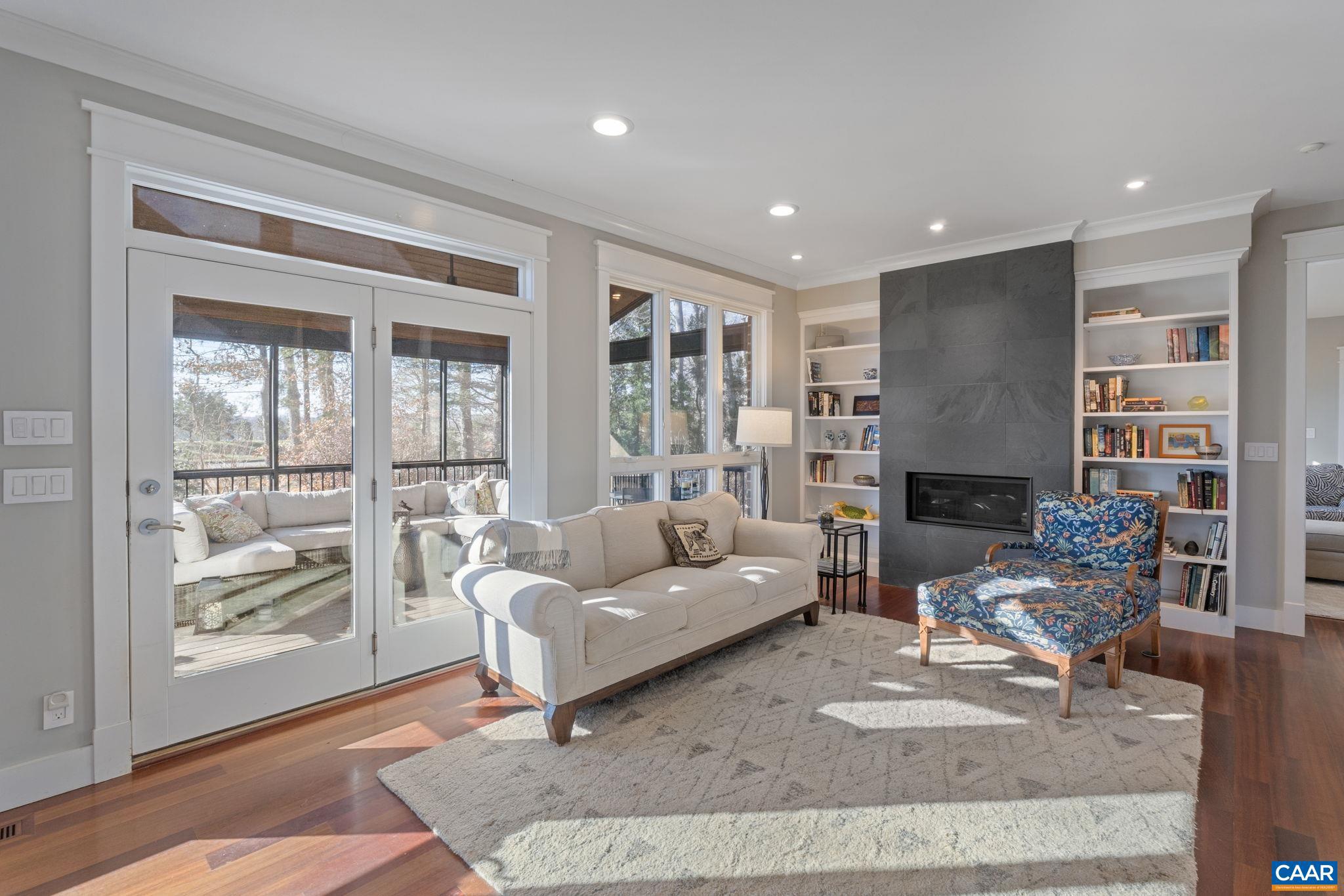 COLA WOODS - Residential