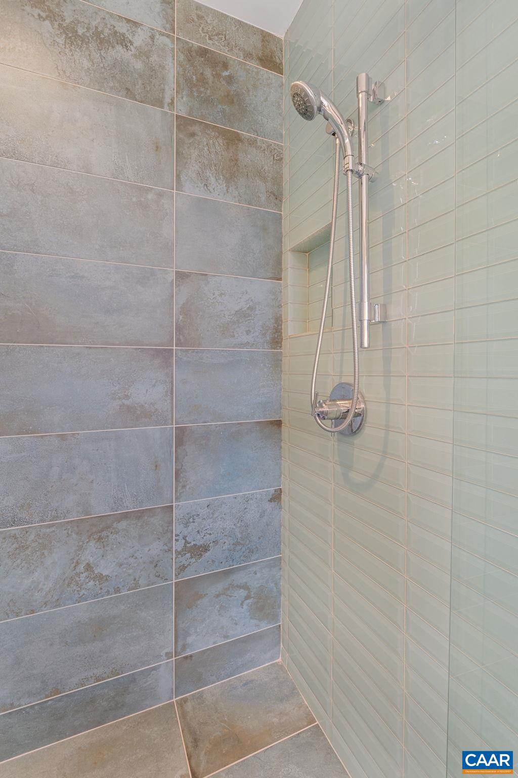 COLA WOODS - Residential