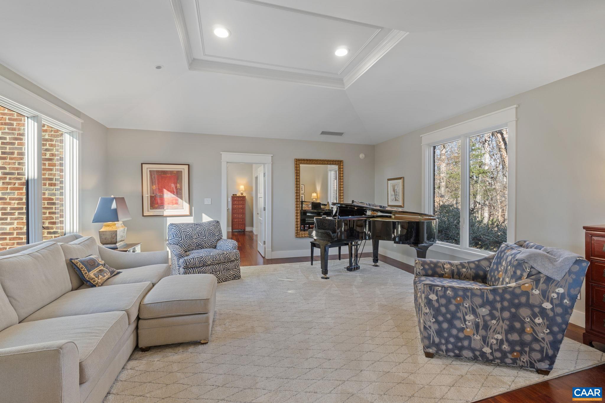 COLA WOODS - Residential