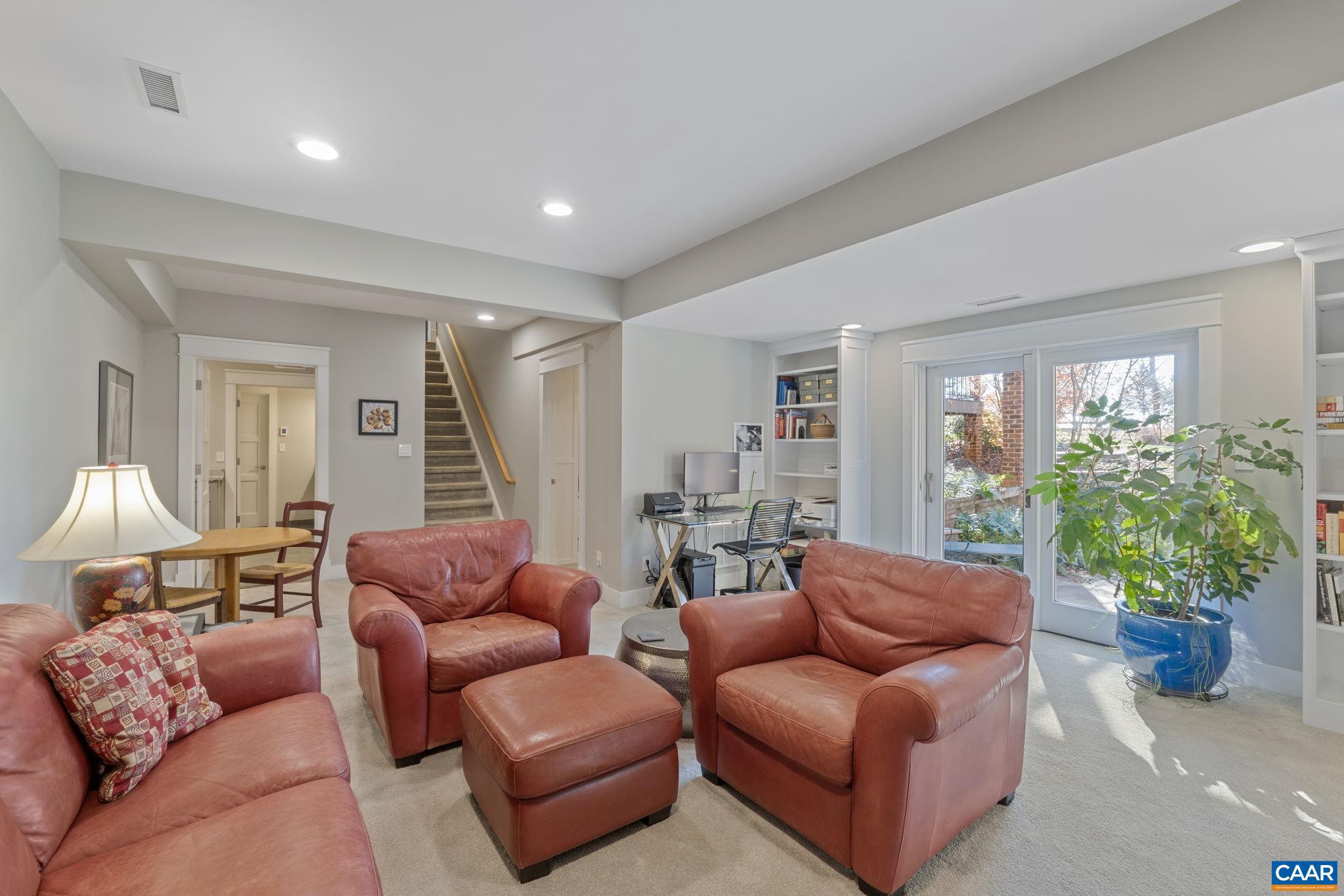 COLA WOODS - Residential