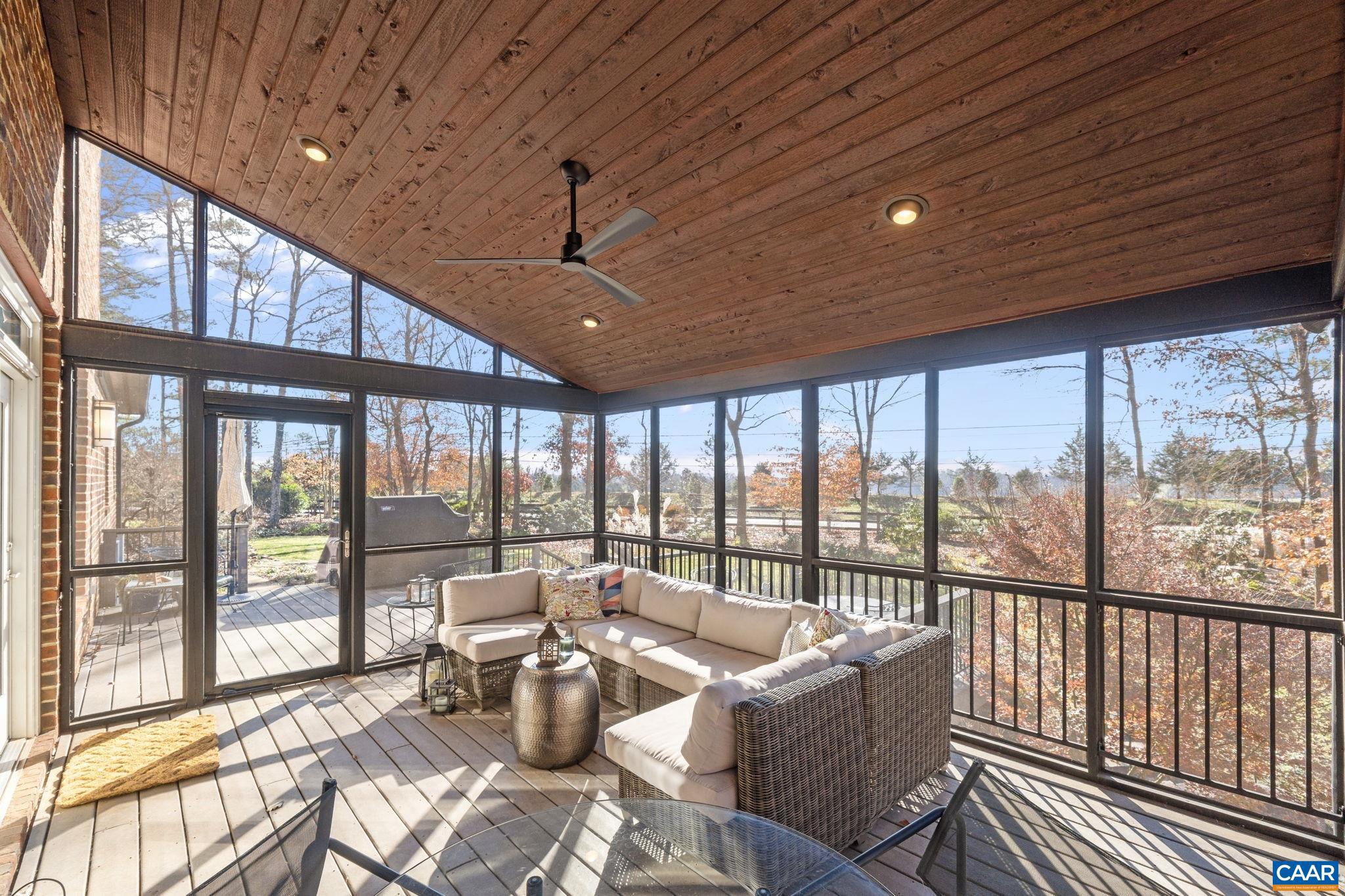 COLA WOODS - Residential