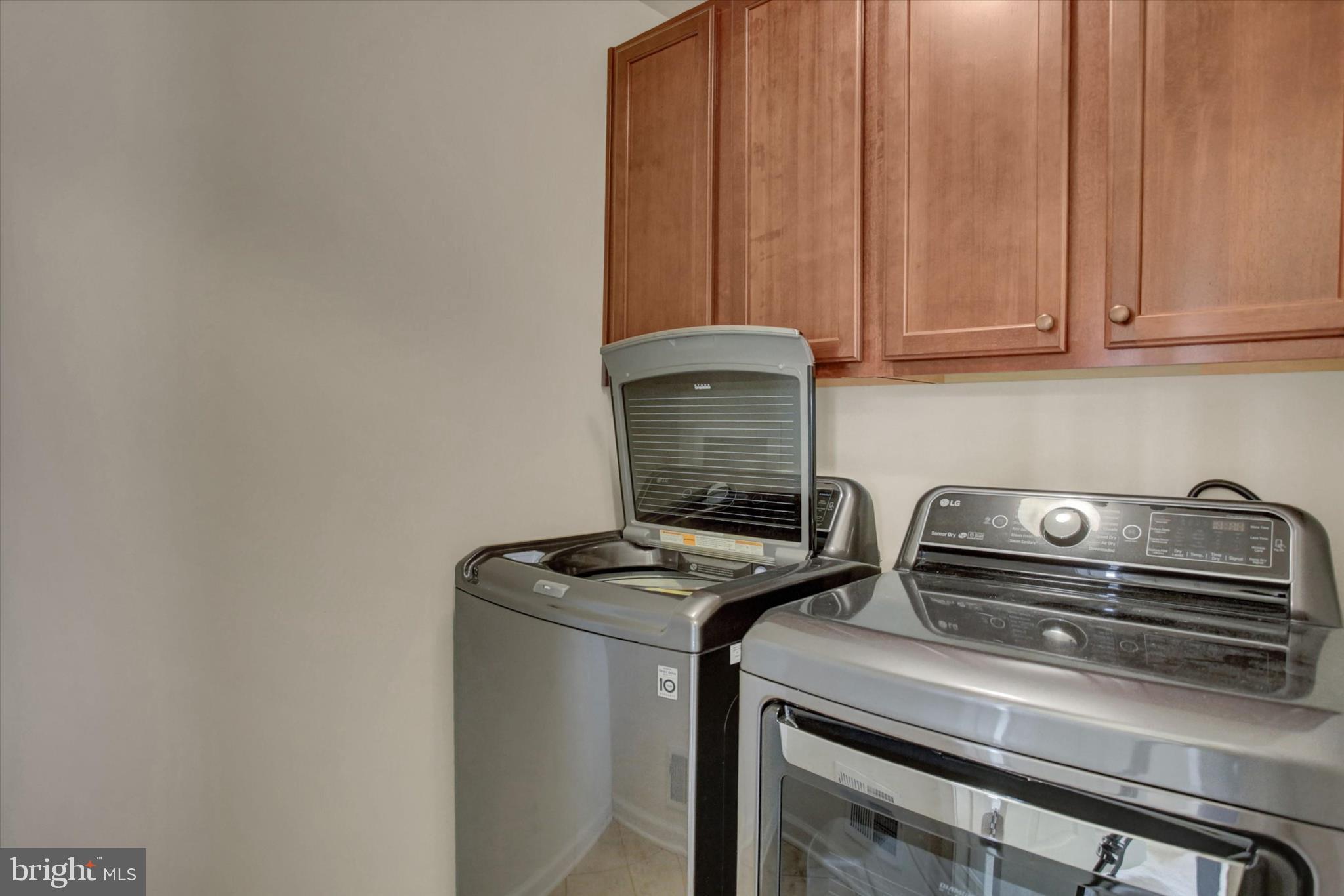 WHITE CHURCH MEADOWS - Residential