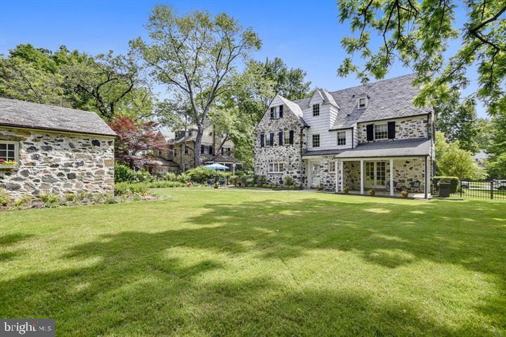 HOMELAND HISTORIC DISTRICT - Residential