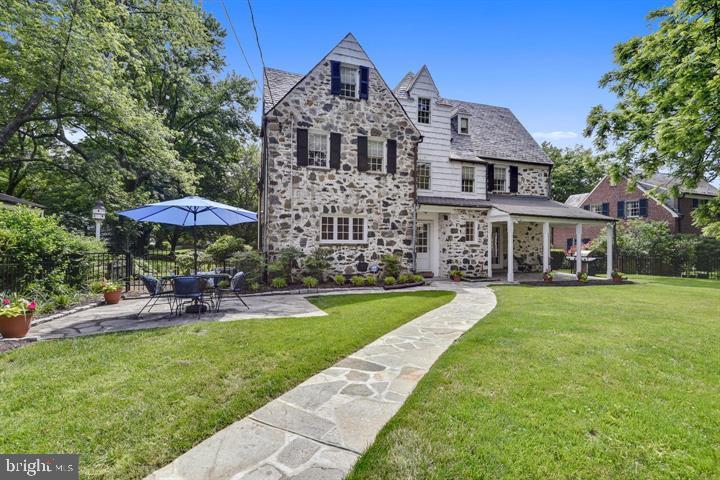 HOMELAND HISTORIC DISTRICT - Residential