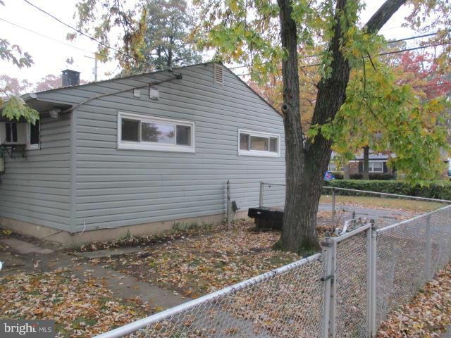 MUNROE GARDENS - Residential