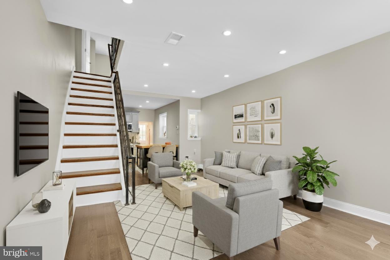 WHITMAN - Residential