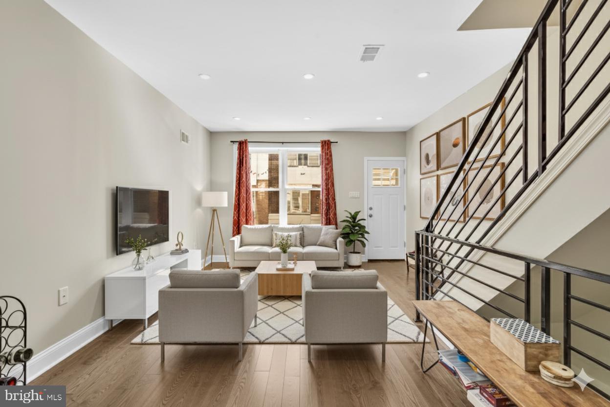 WHITMAN - Residential