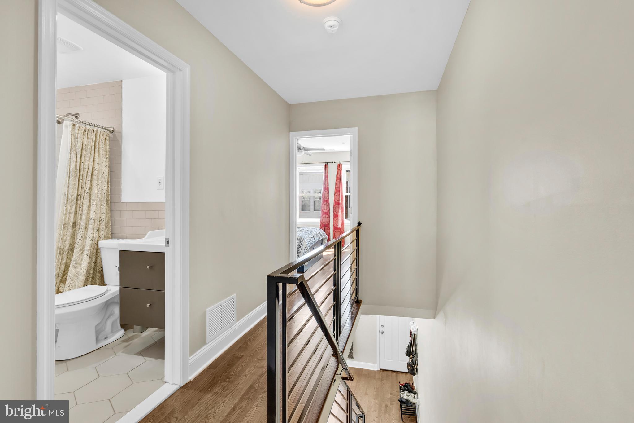 WHITMAN - Residential