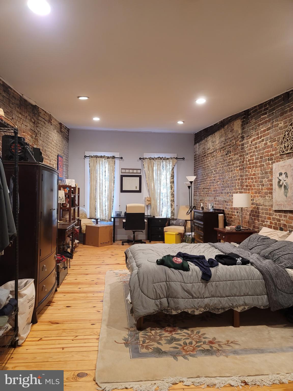 LEXINGTON MARKET - Commercial Sale