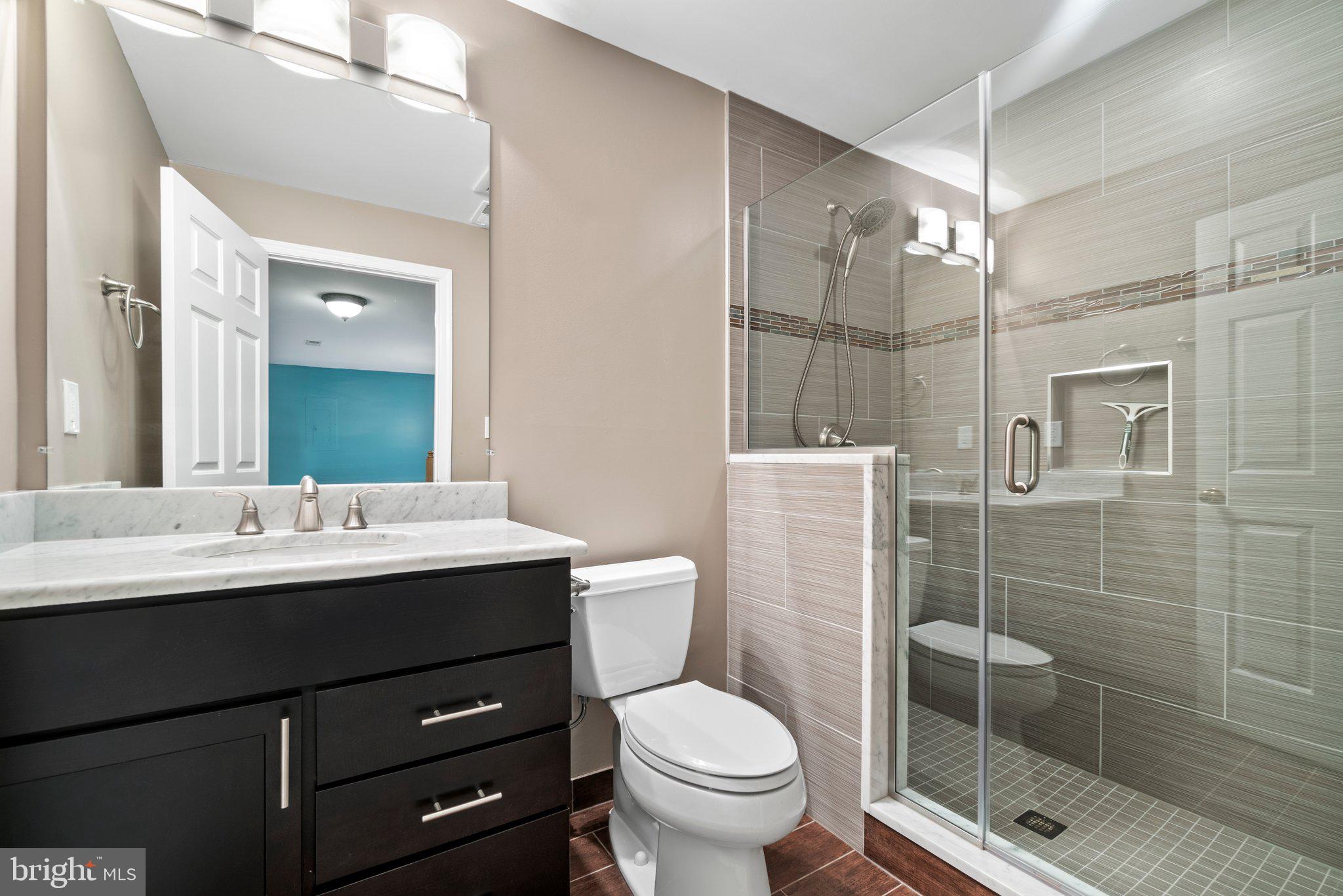 ASHBURN VILLAGE - Residential Lease