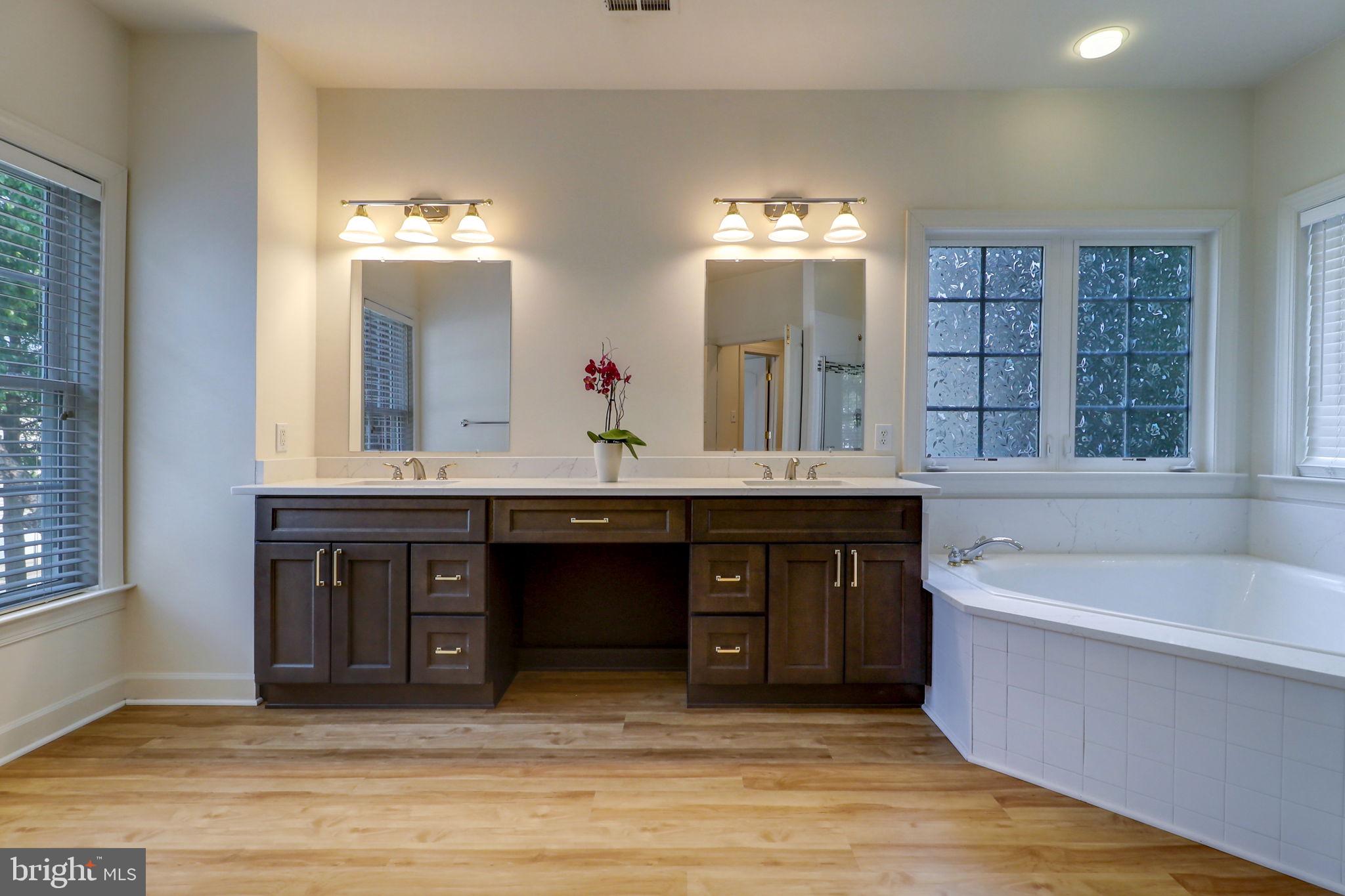 ROSE HILL - Residential