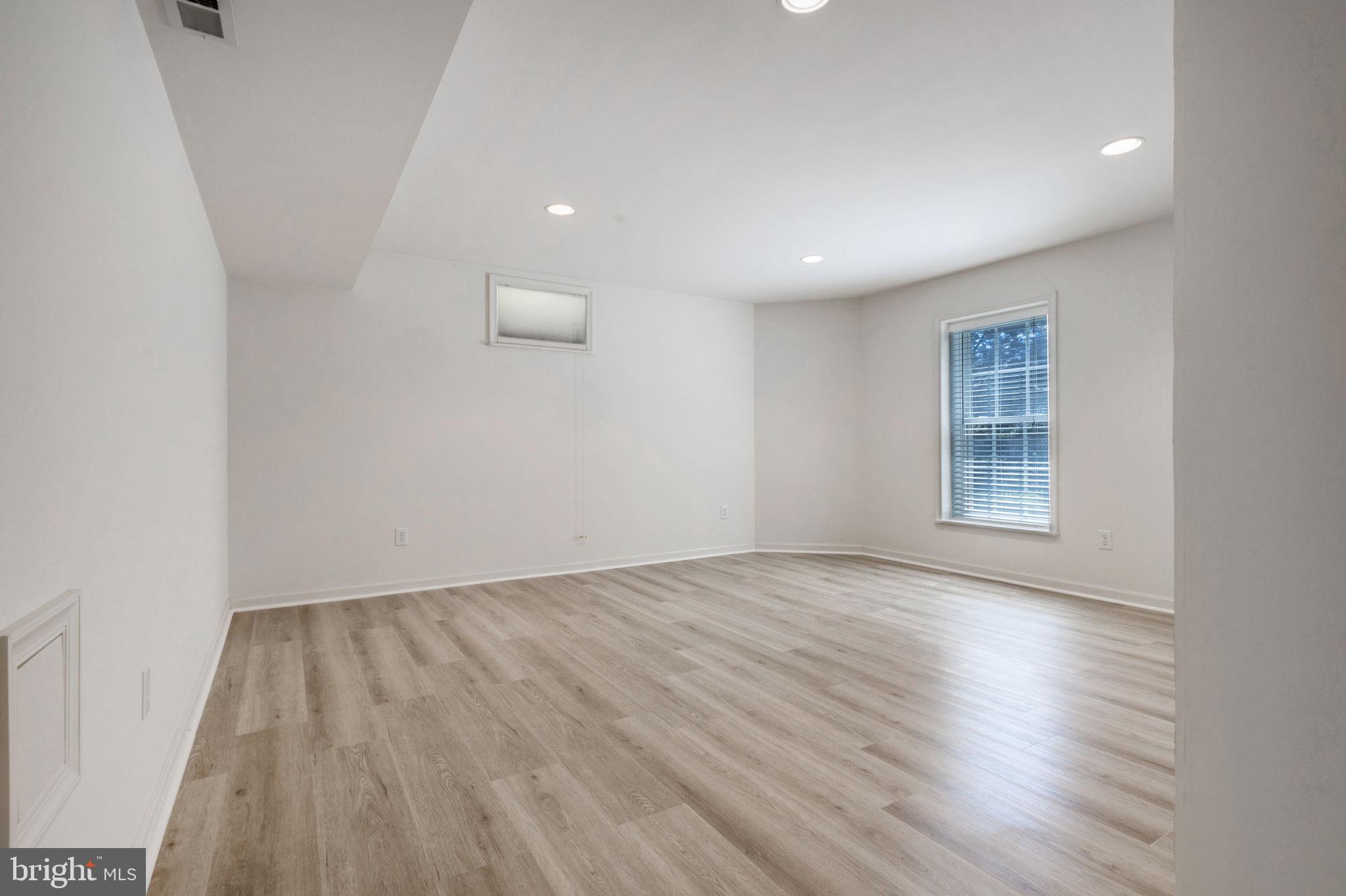 ROSE HILL - Residential