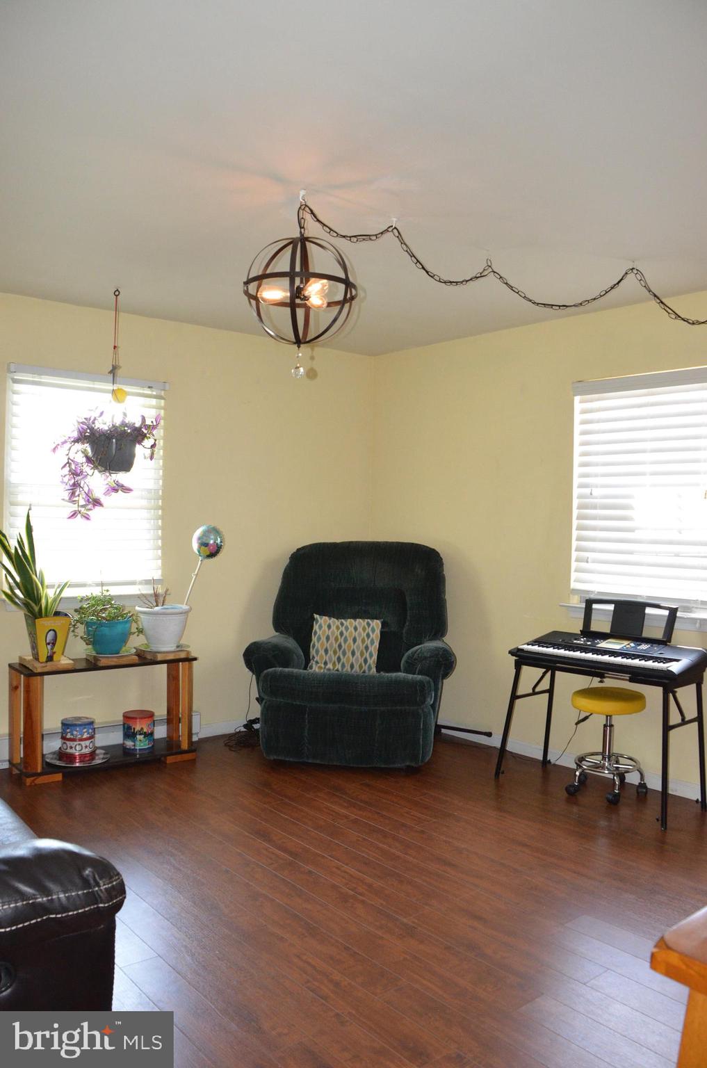 847 N VAN BUREN STREET