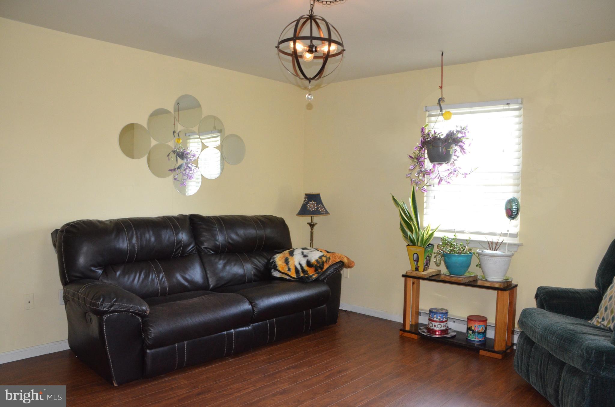 847 N VAN BUREN STREET