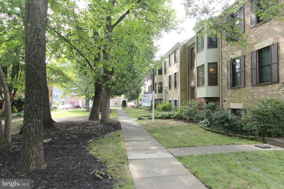 CARDINAL GLEN - Residential