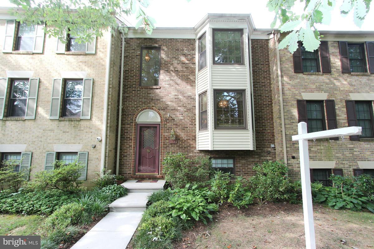 CARDINAL GLEN - Residential