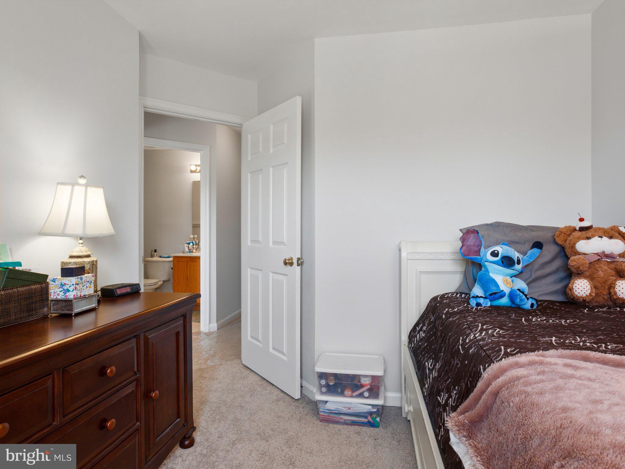 VISTA GARDENS - Residential