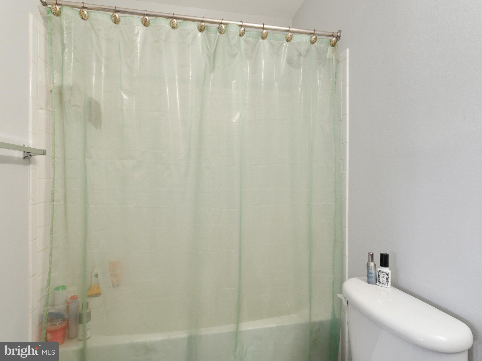 VISTA GARDENS - Residential