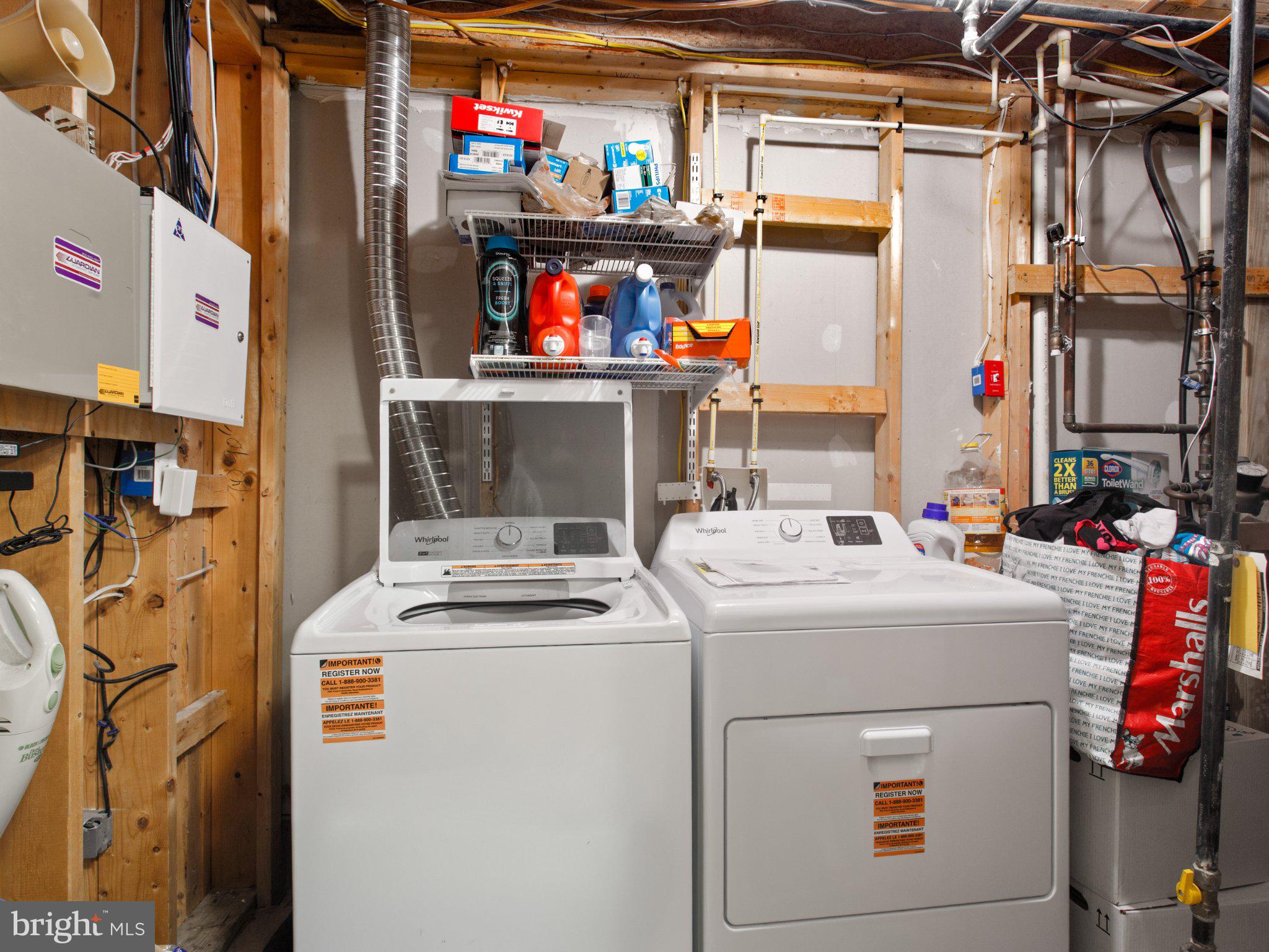 VISTA GARDENS - Residential