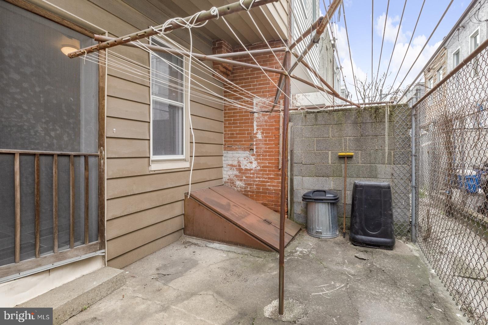 POINT BREEZE - Residential Lease