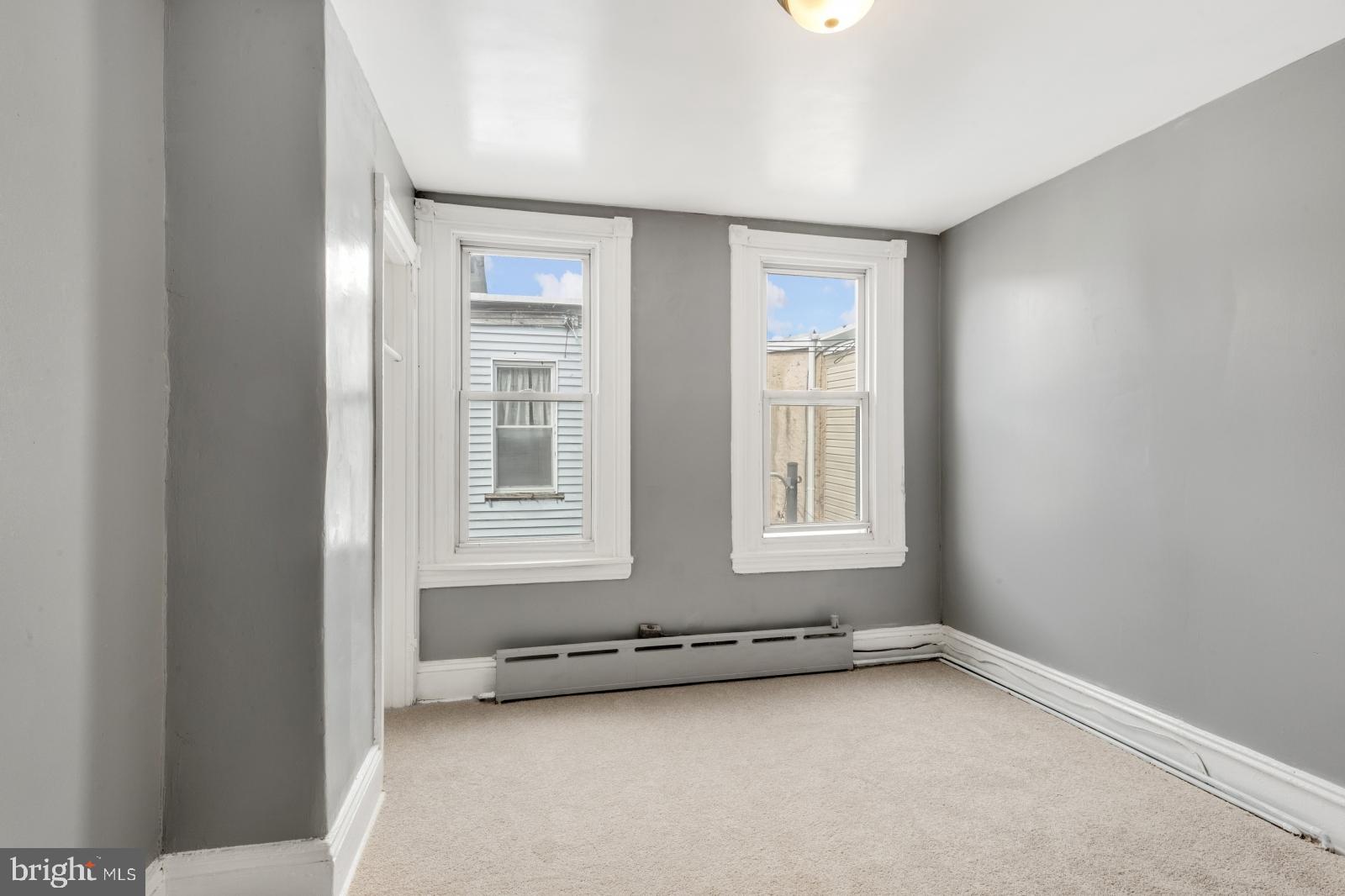 POINT BREEZE - Residential Lease