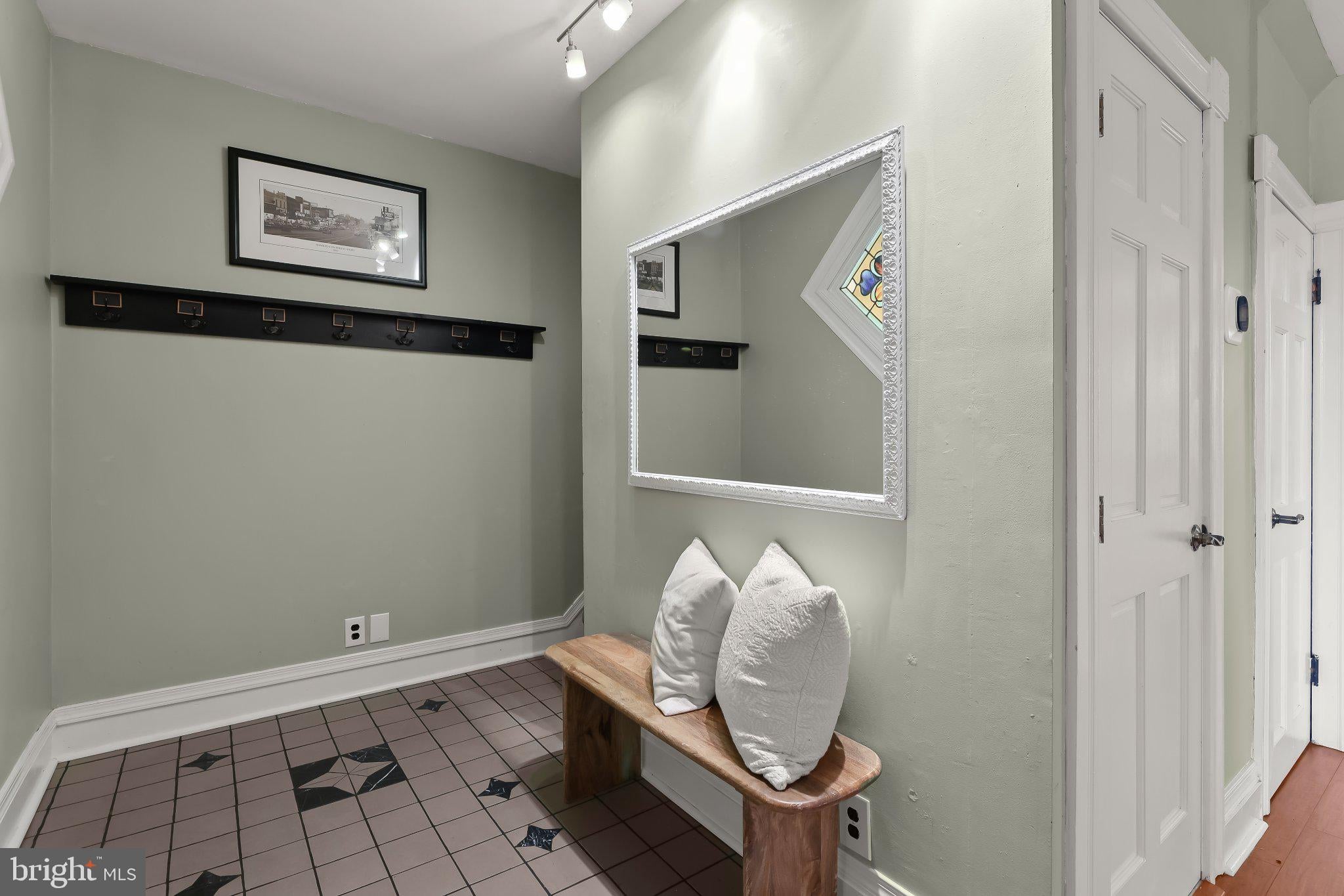 2708 EVERGREEN AVENUE
