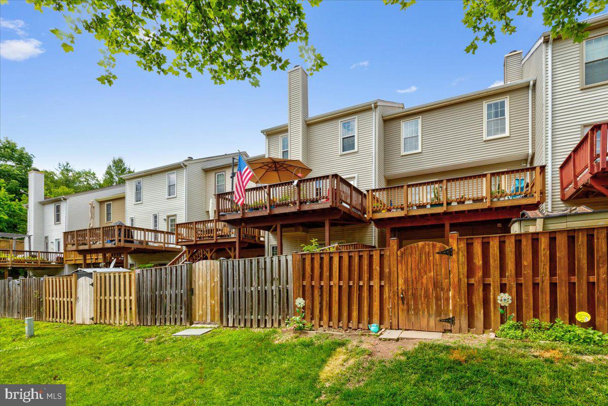 COMPTON VALLEY ESTATES - Residential