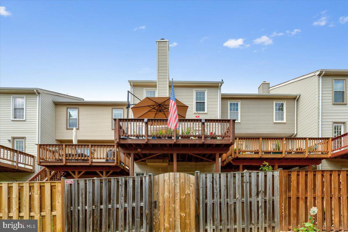 COMPTON VALLEY ESTATES - Residential