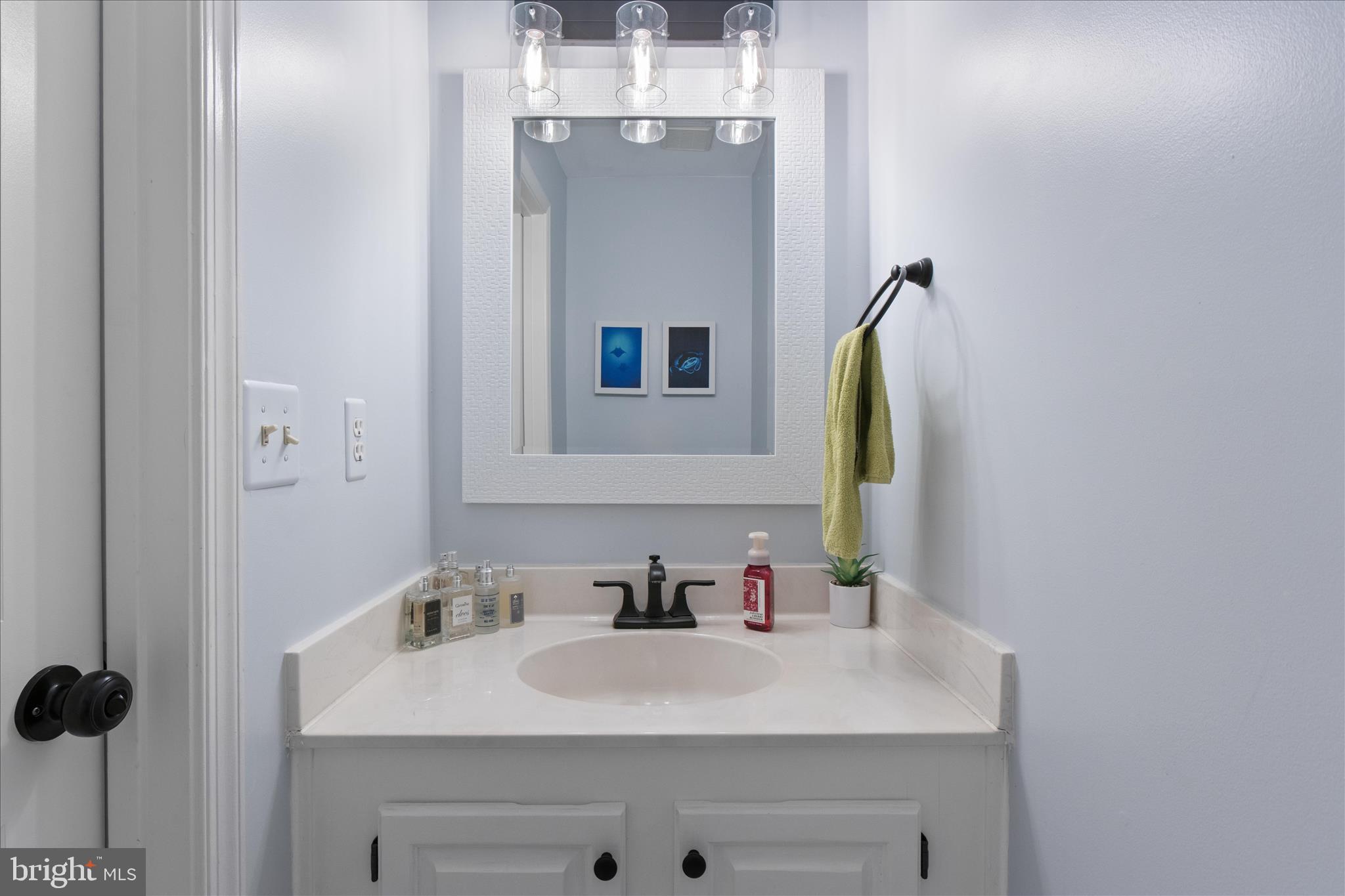 COMPTON VALLEY ESTATES - Residential