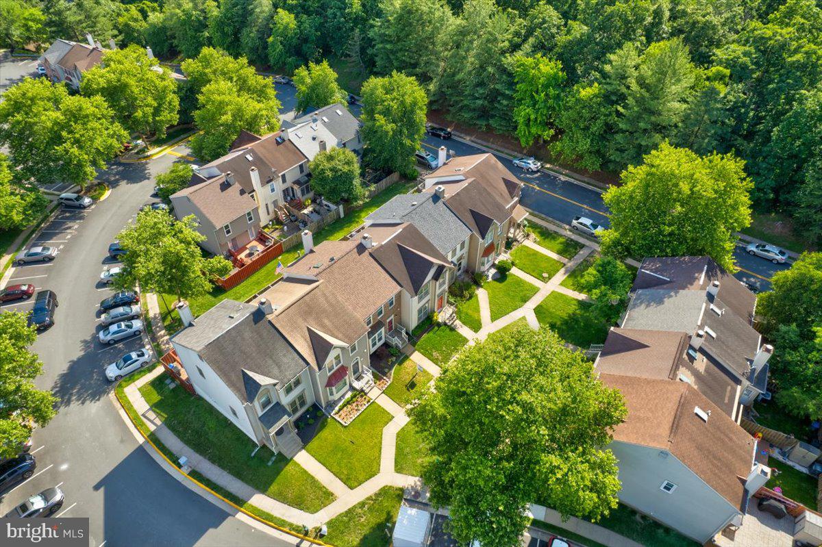 COMPTON VALLEY ESTATES - Residential