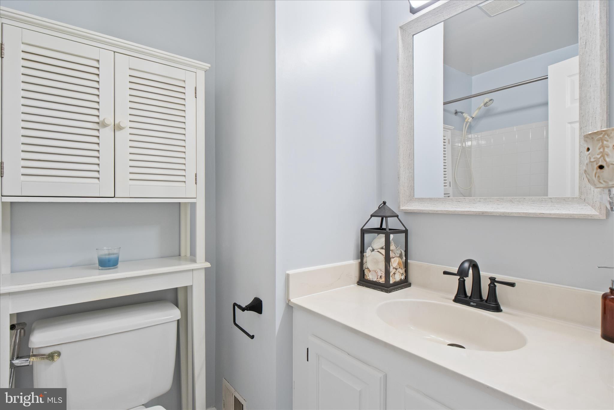 COMPTON VALLEY ESTATES - Residential