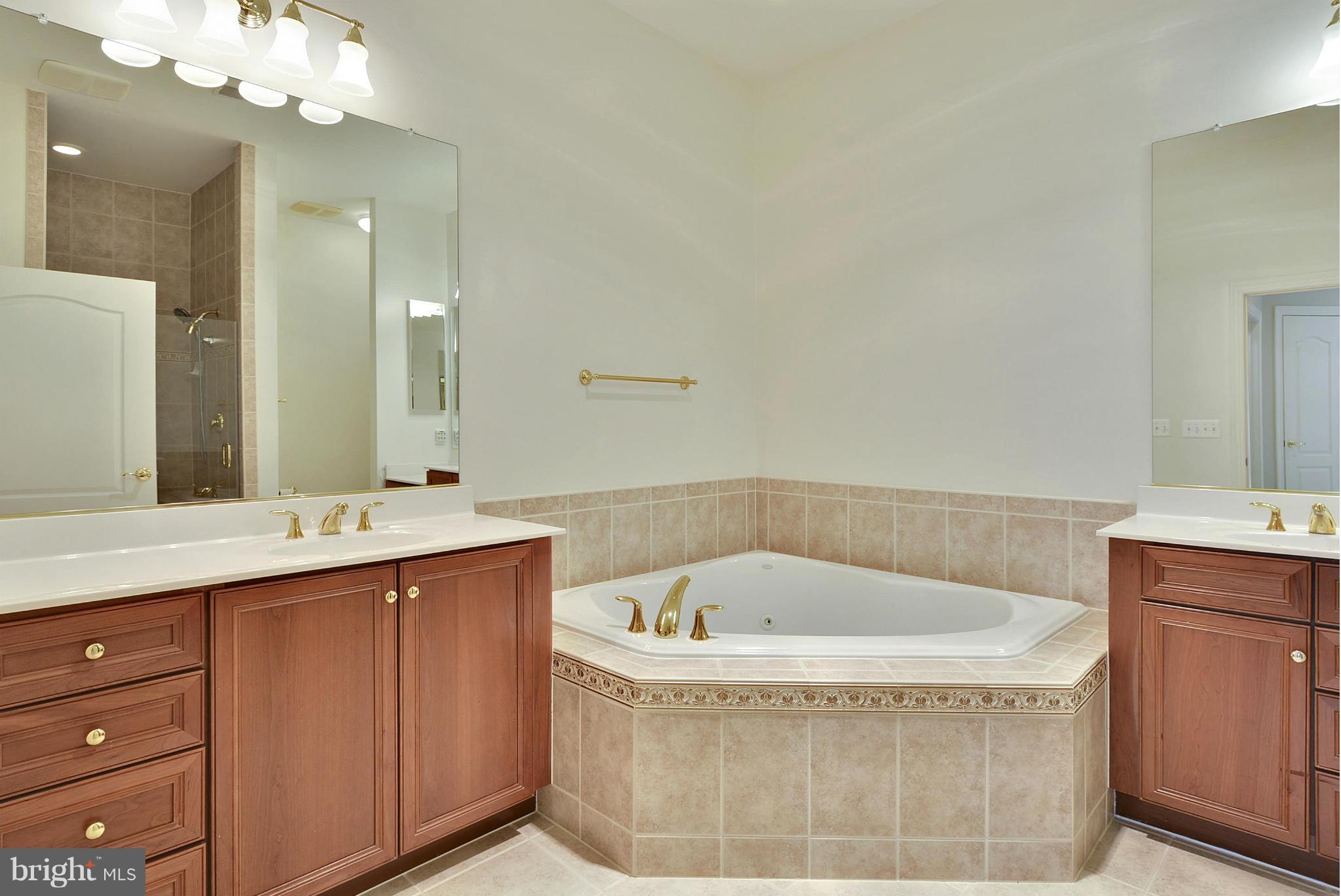 RUGBY ROAD - Residential