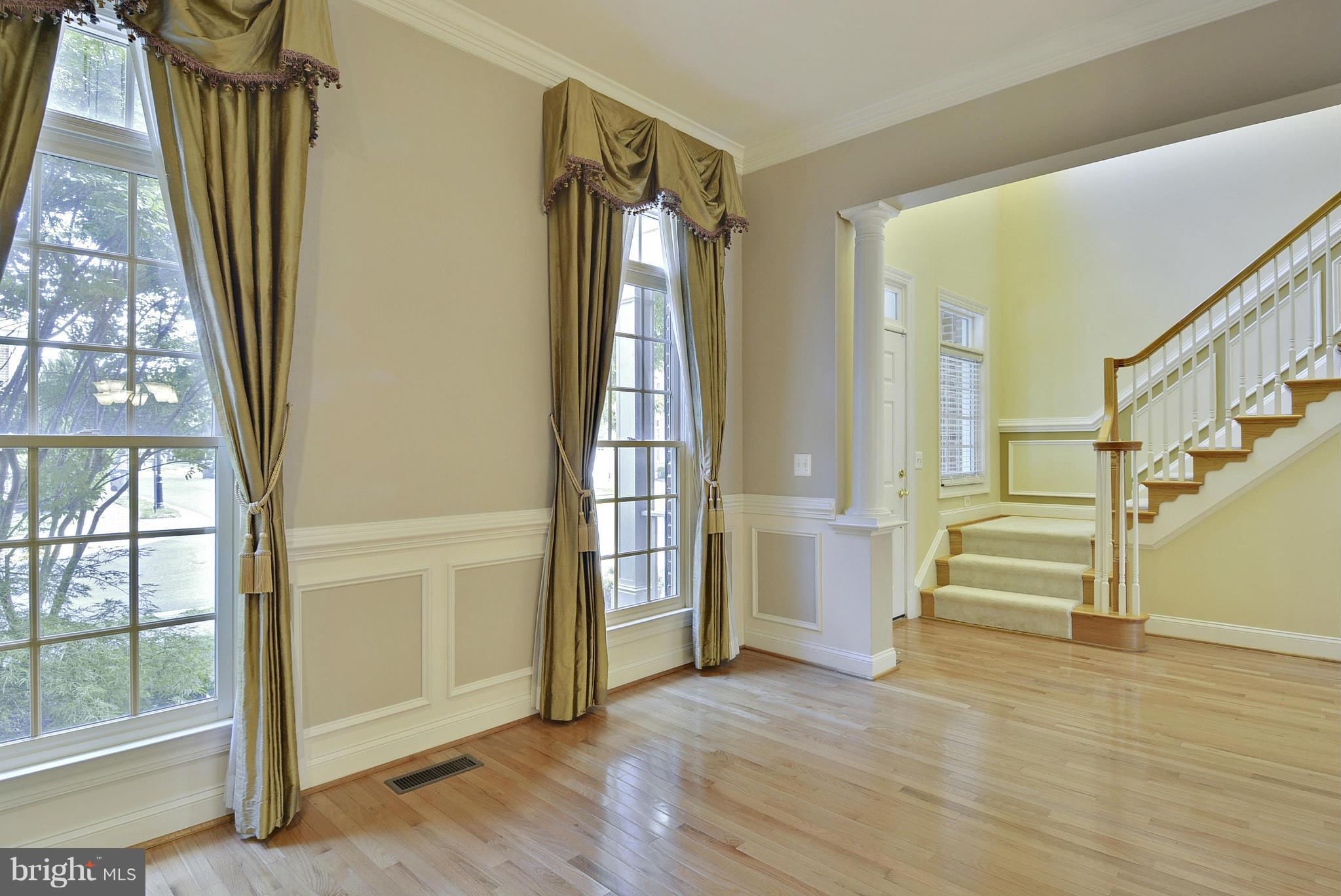 RUGBY ROAD - Residential