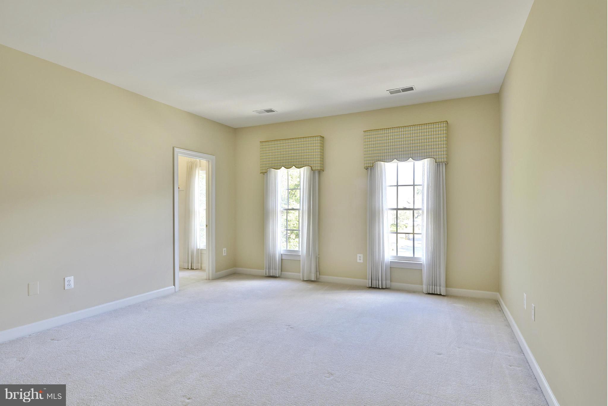 RUGBY ROAD - Residential