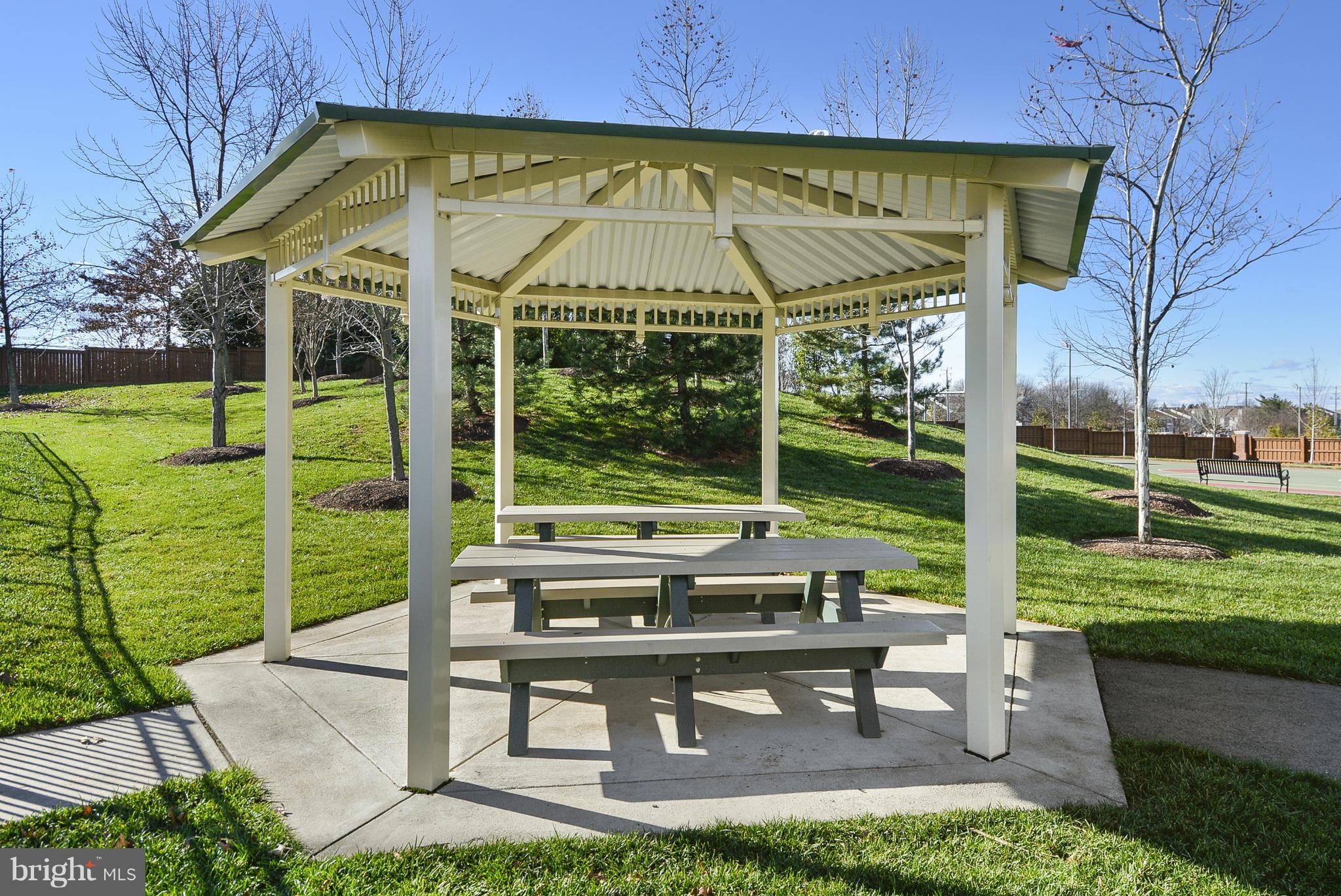 RUGBY ROAD - Residential