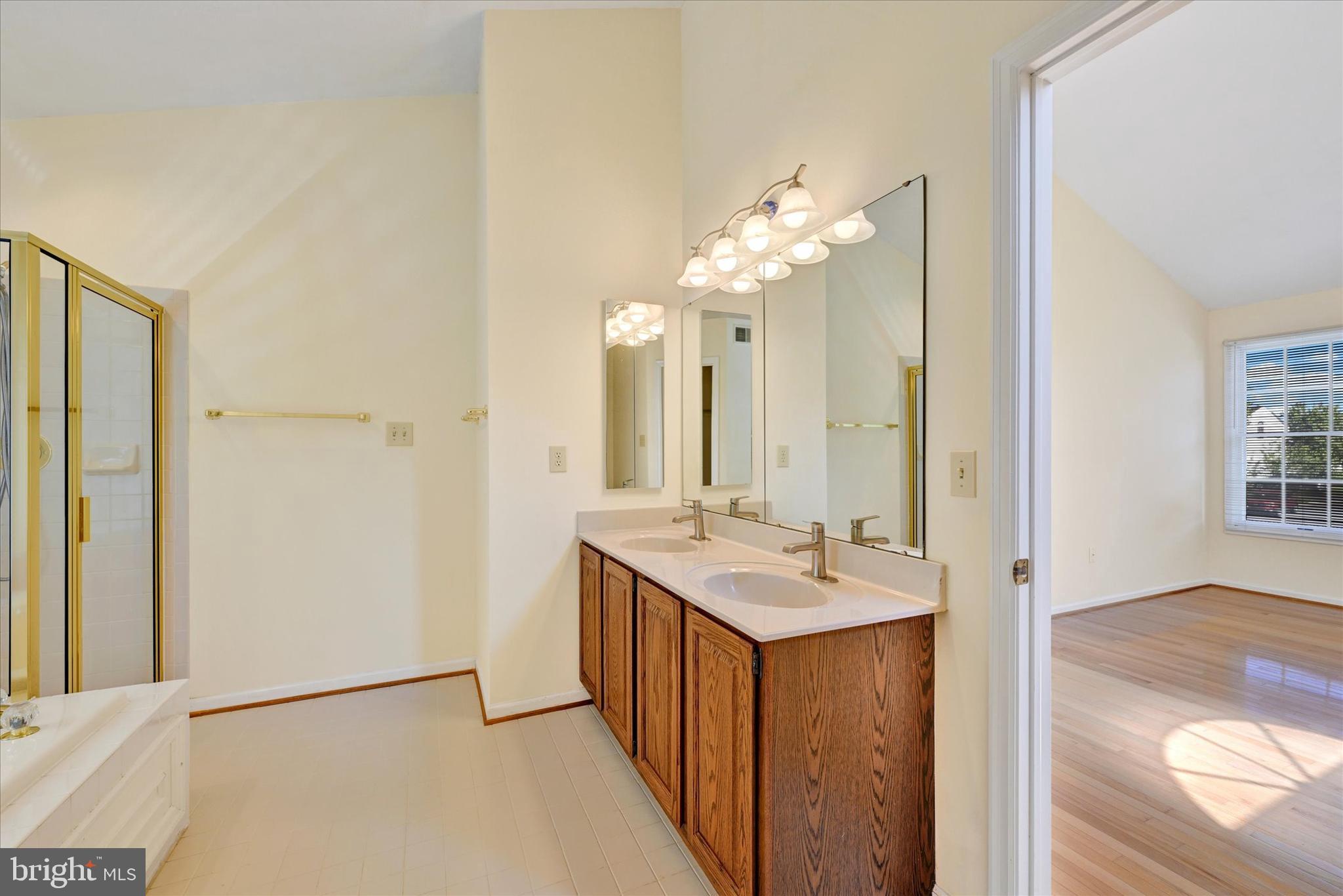 DUFIEF MILL - Residential