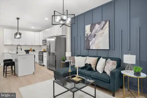 MLS: MDBA2222824