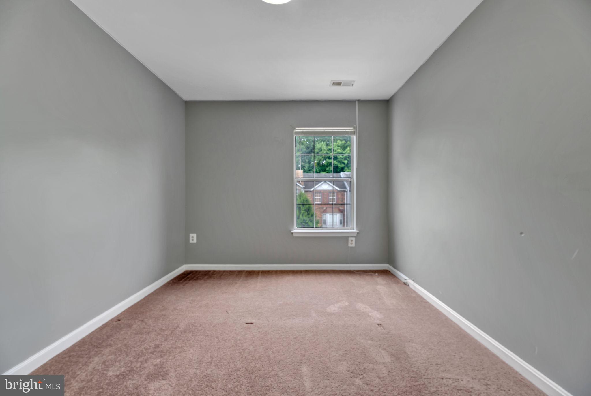 HAMPSHIRE HALL CONDO - Residential Lease