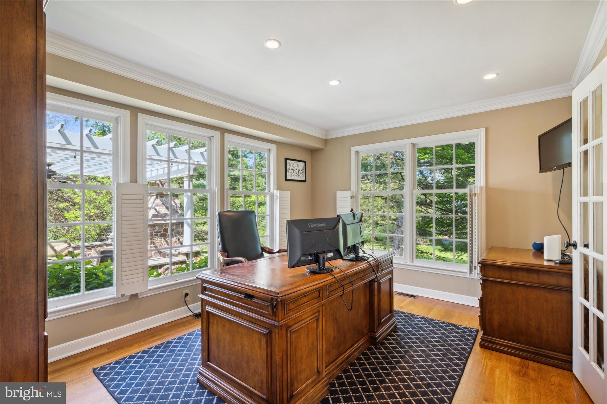 AVONWOOD - Residential