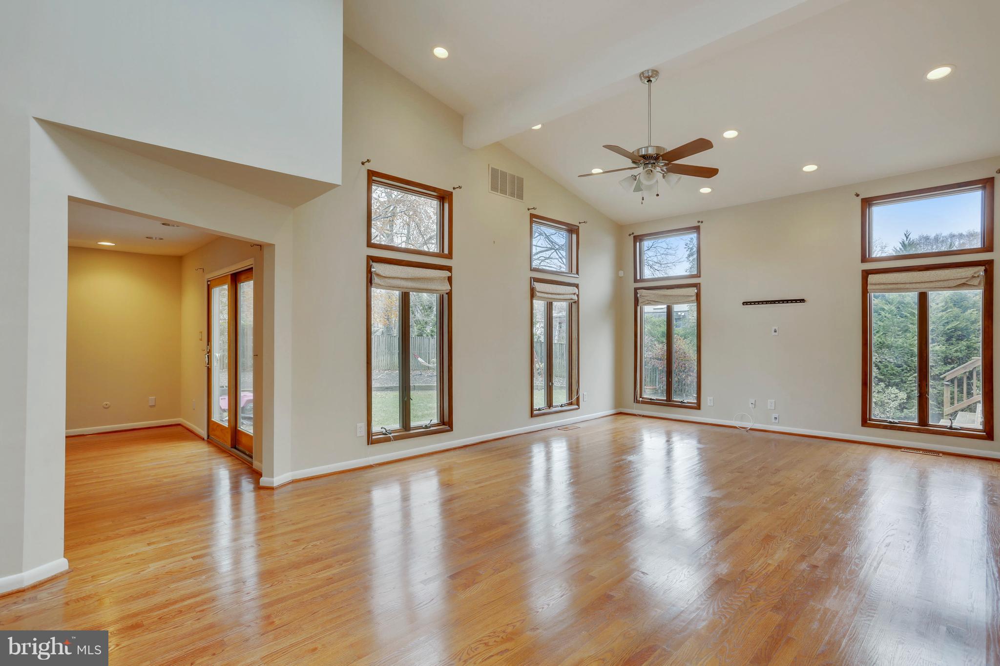 POTOMAC VILLAGE - Residential Lease