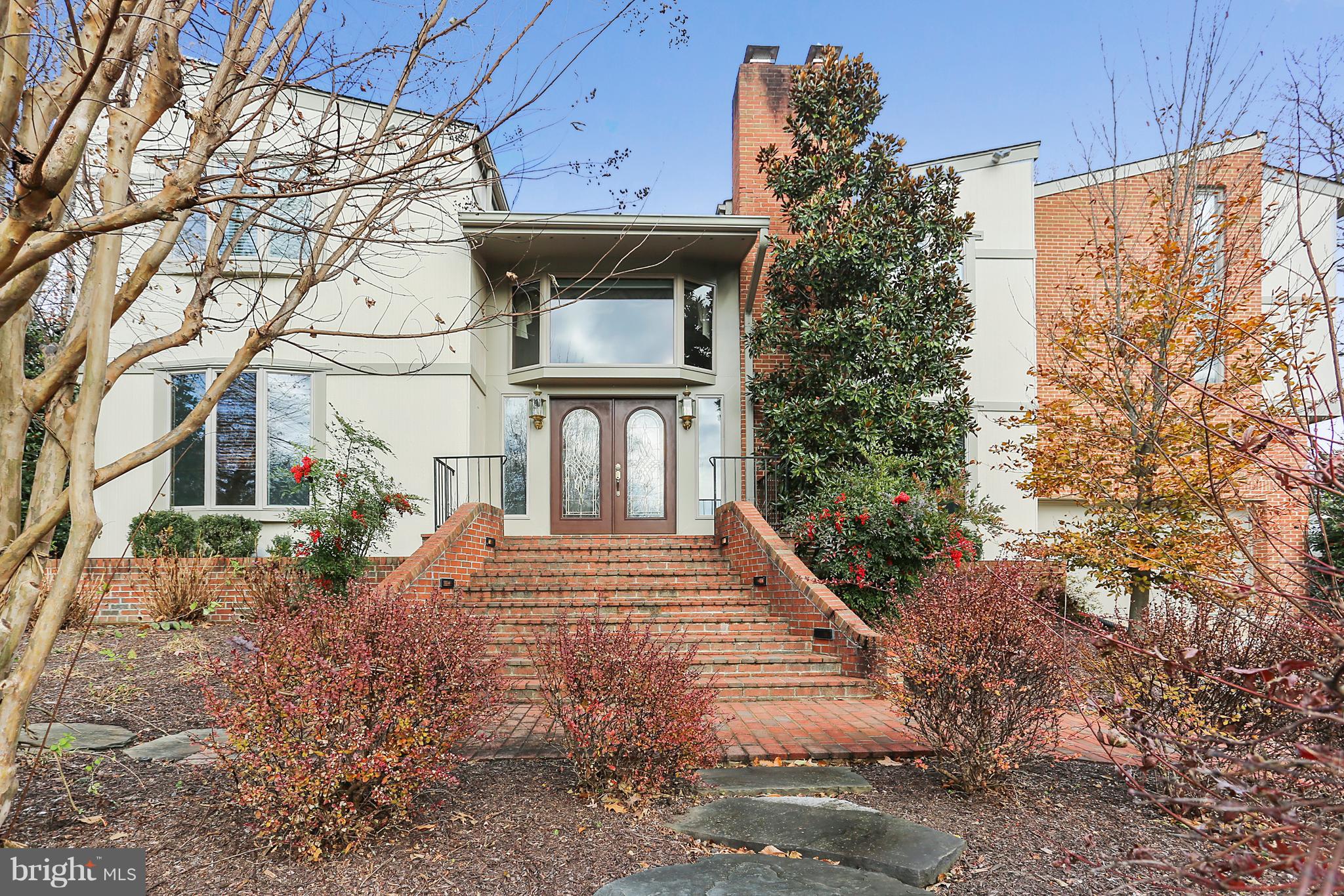 POTOMAC VILLAGE - Residential Lease