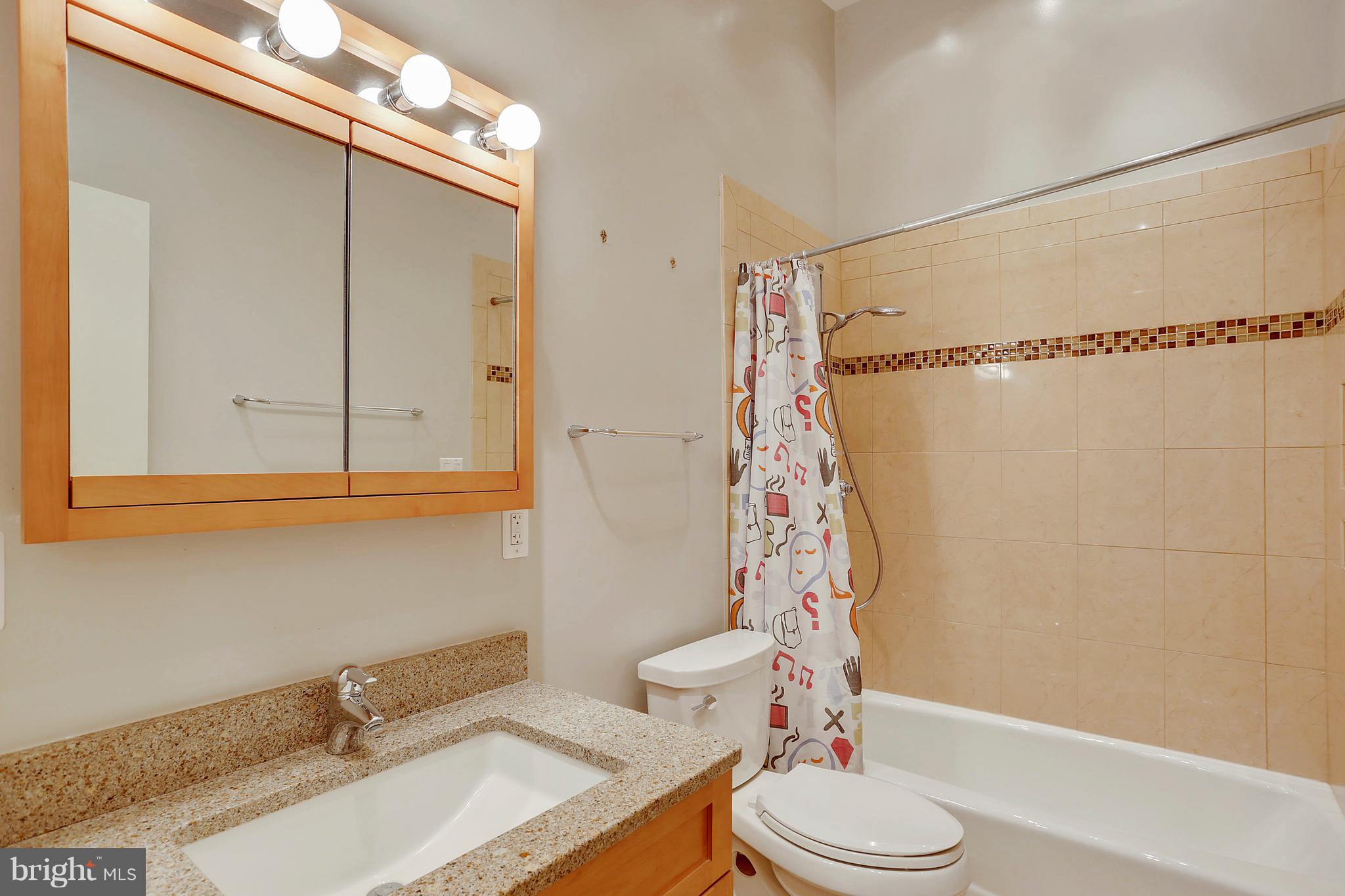 POTOMAC VILLAGE - Residential Lease