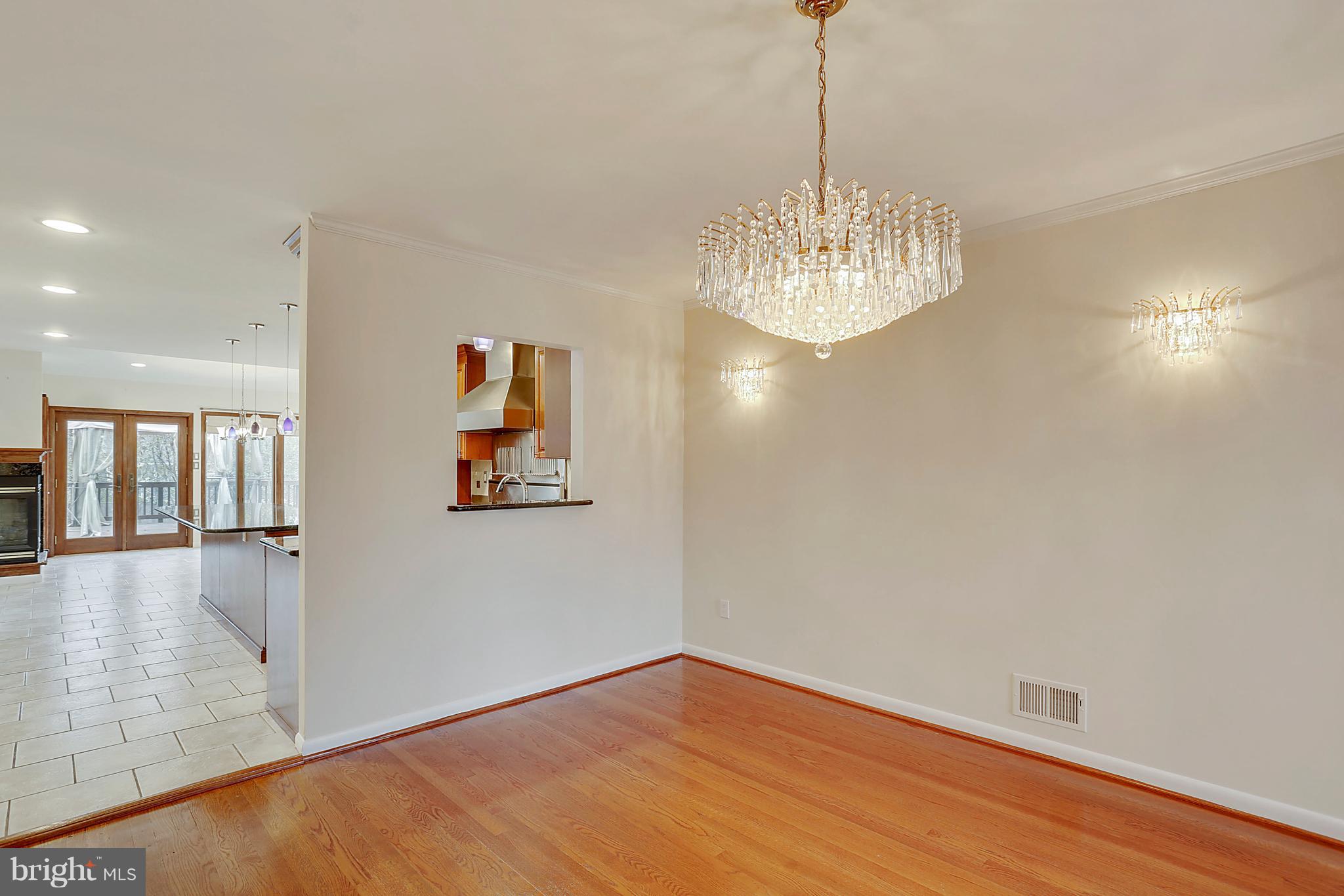 POTOMAC VILLAGE - Residential Lease