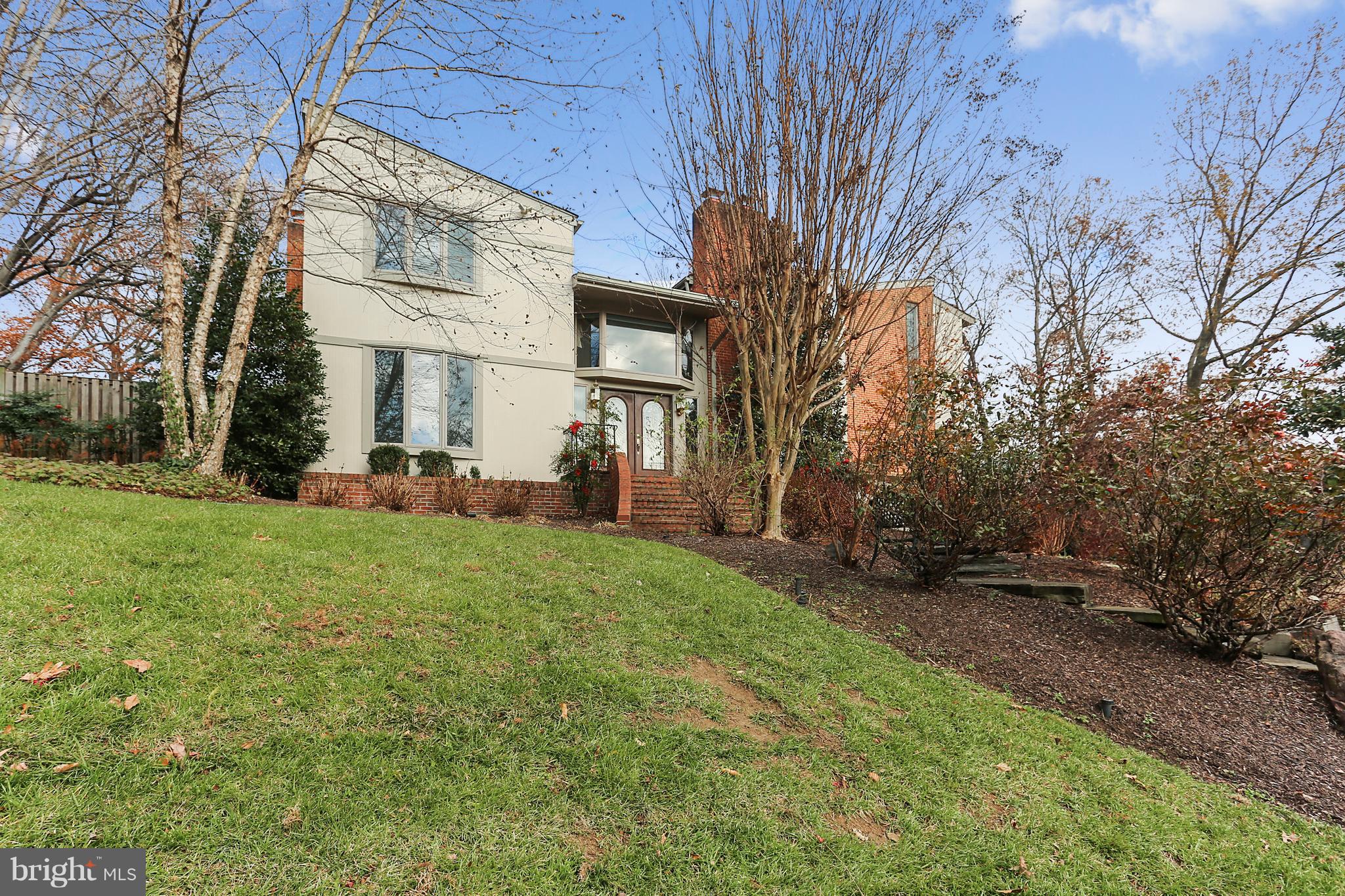 POTOMAC VILLAGE - Residential Lease