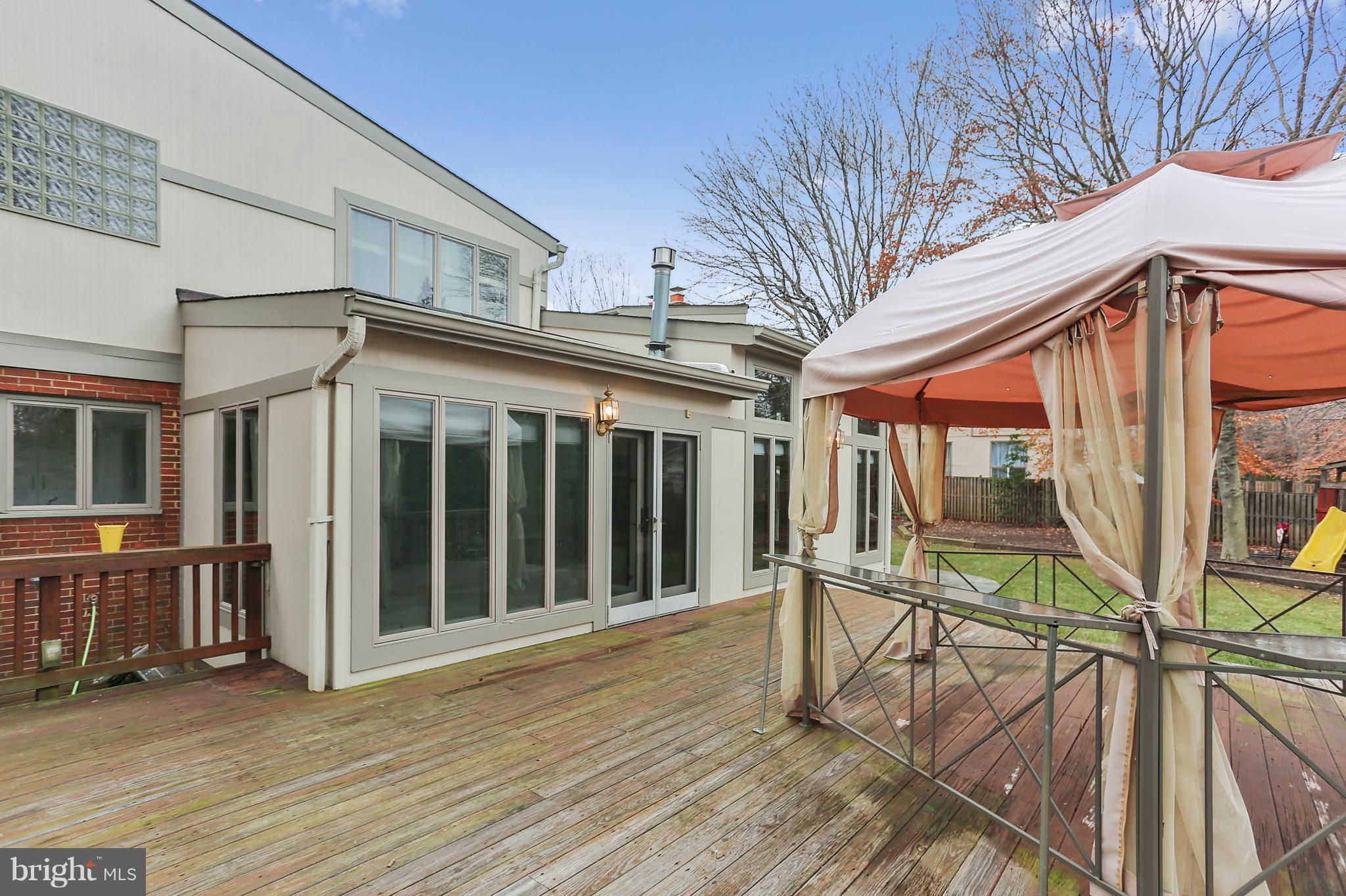 POTOMAC VILLAGE - Residential Lease