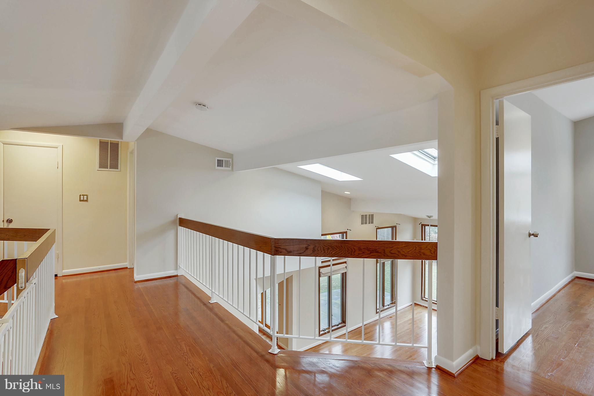 POTOMAC VILLAGE - Residential Lease