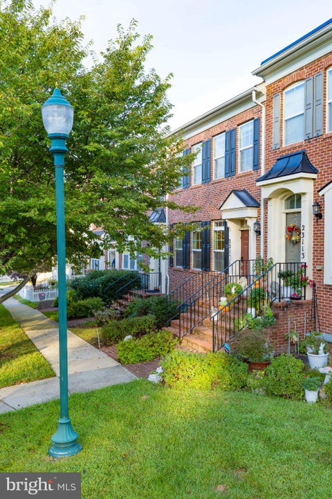 Townhouse For Rent - 23111 Turtle Rock Terrace<br/> CLARKSBURG, MD 20871