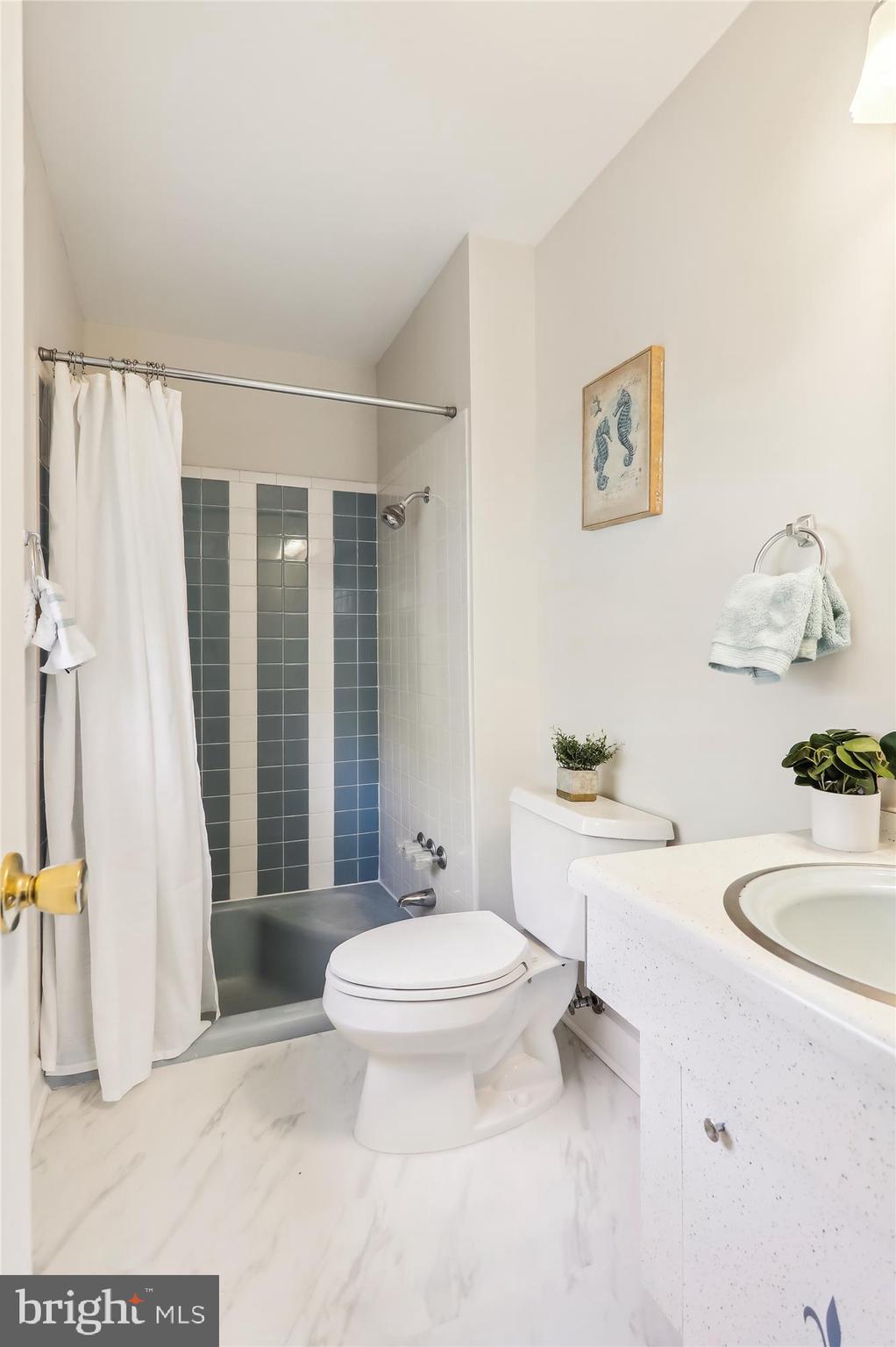 LAYHILL SOUTH - Residential